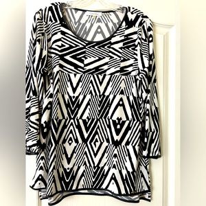 Calvin Klein high low geometric print top